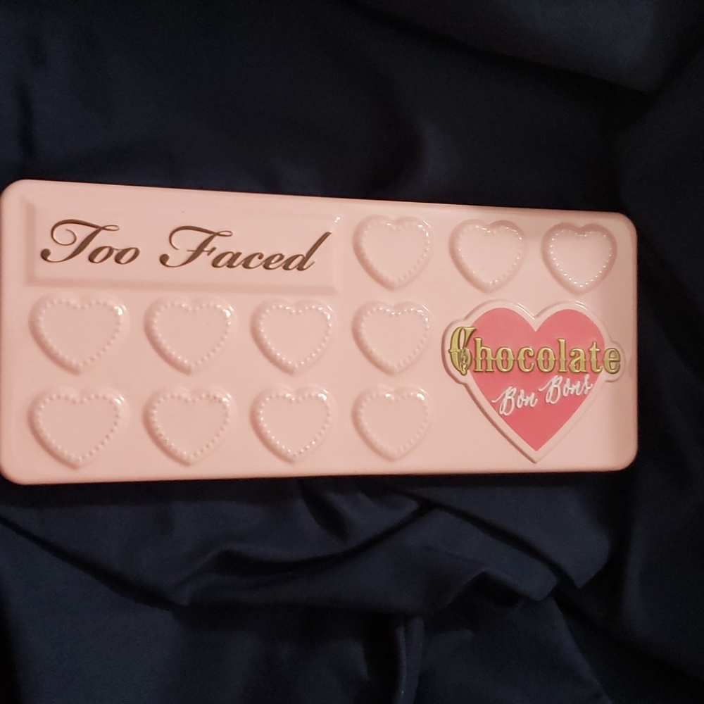 Too faced chocolate bon bons palette